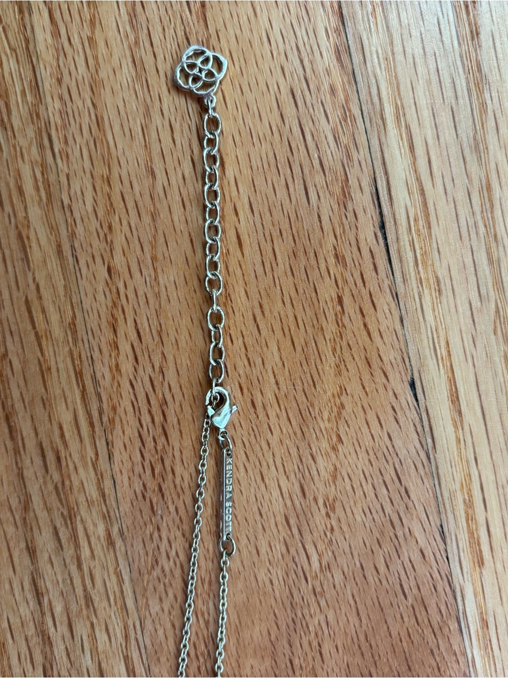 Kendra Scott Elisa Pink Short Pendant Necklace - Picture 3 of 4
